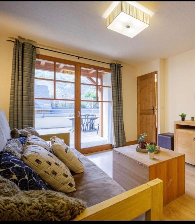 Appartements Avec Piscine Interieure Sauna Parking Etage 1 Au Centre Du Village Dans Residence Cami Real Saint-Lary-Soulan Eksteriør bilde