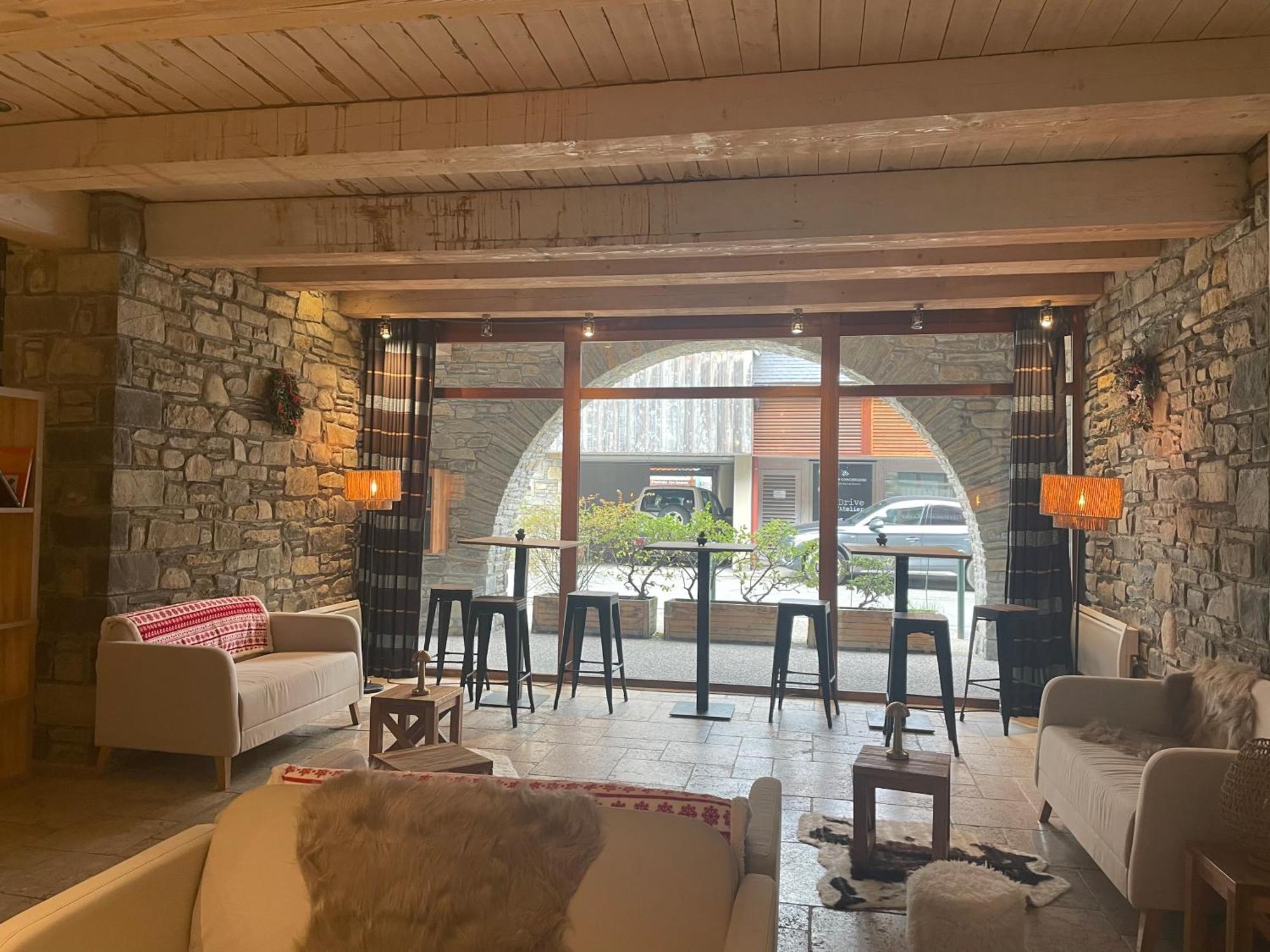Appartements Avec Piscine Interieure Sauna Parking Etage 1 Au Centre Du Village Dans Residence Cami Real Saint-Lary-Soulan Eksteriør bilde