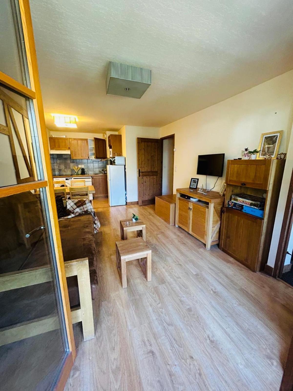 Appartements Avec Piscine Interieure Sauna Parking Etage 1 Au Centre Du Village Dans Residence Cami Real Saint-Lary-Soulan Eksteriør bilde