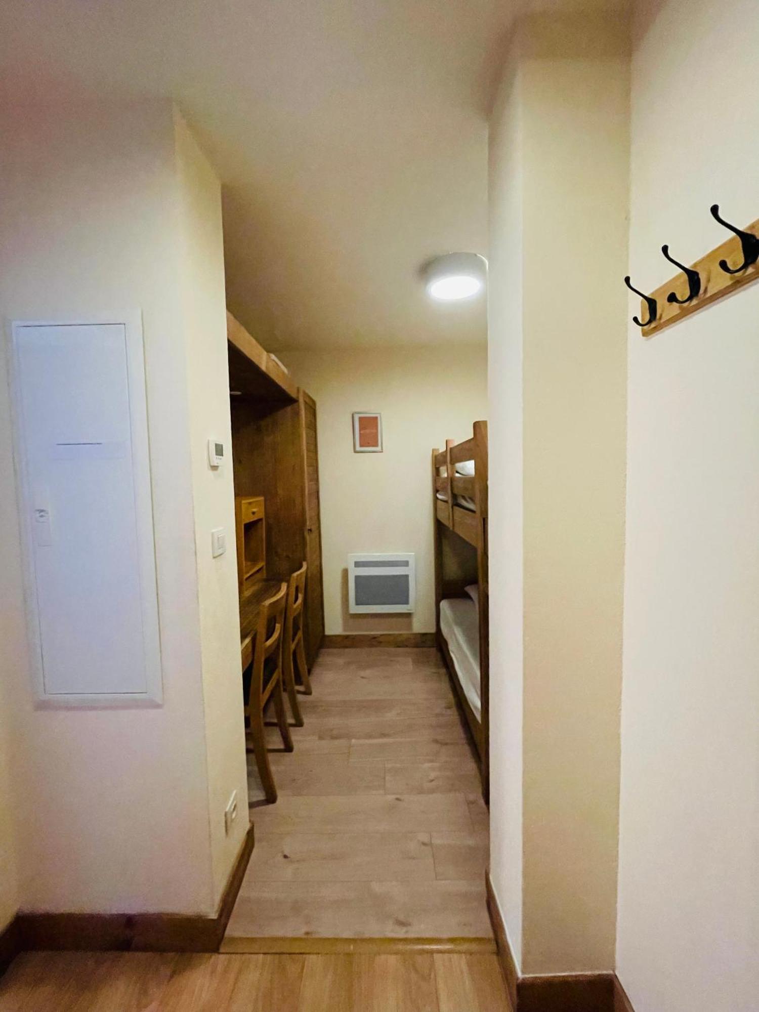 Appartements Avec Piscine Interieure Sauna Parking Etage 1 Au Centre Du Village Dans Residence Cami Real Saint-Lary-Soulan Eksteriør bilde